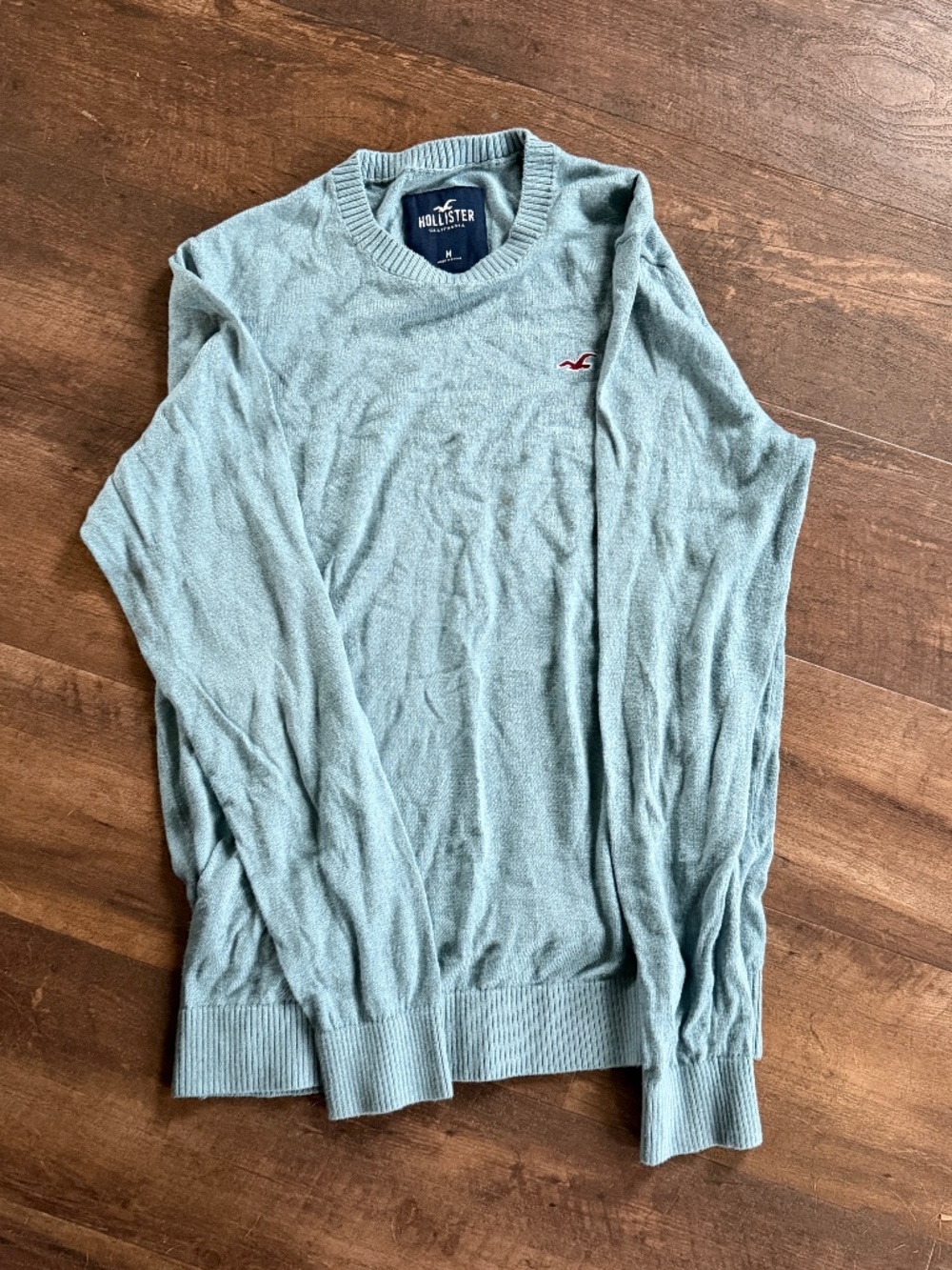 Hollister crew neck sweater